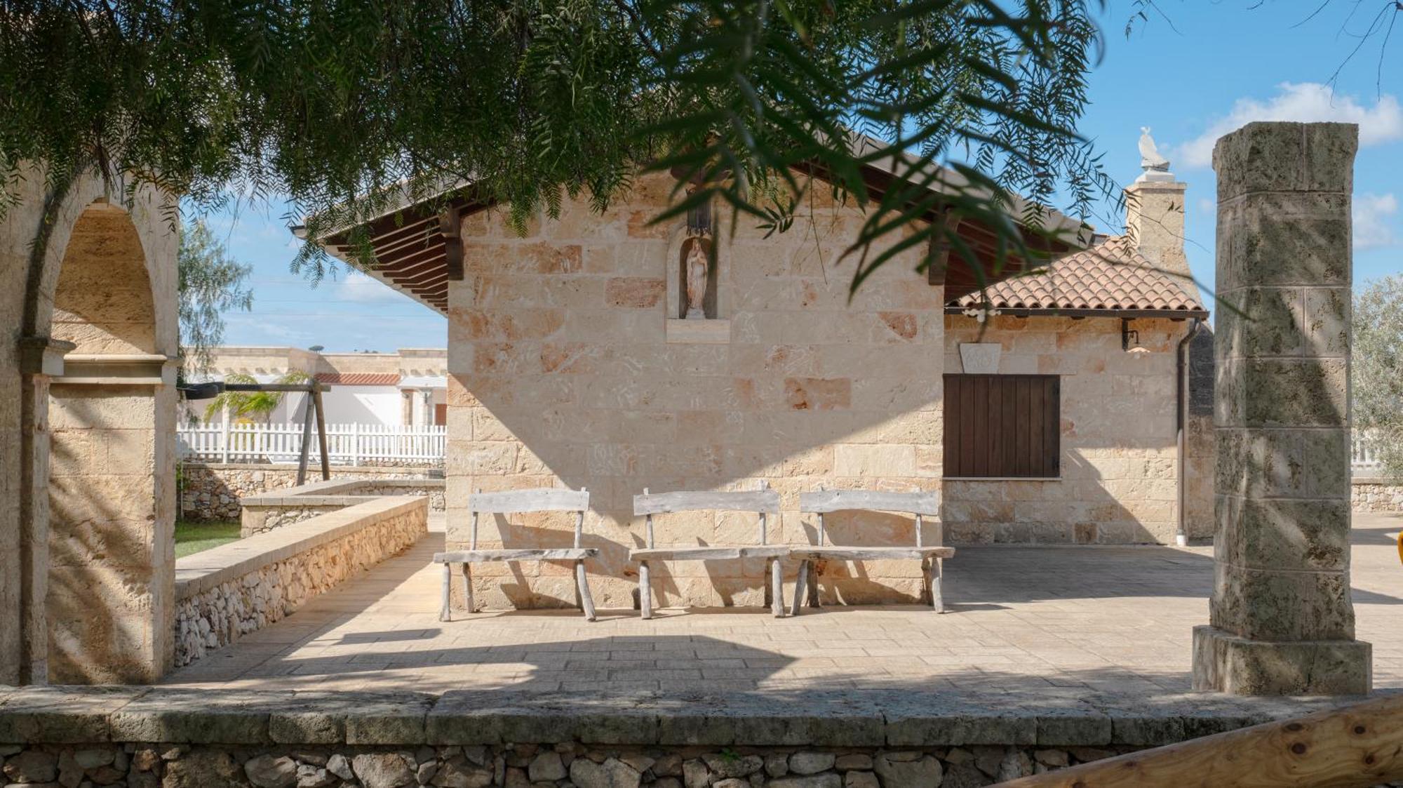 Borgo Specchia Natural Resort Esterno foto