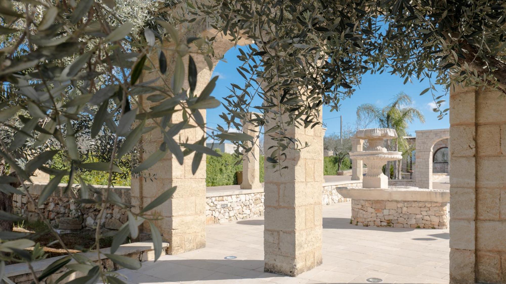 Borgo Specchia Natural Resort Esterno foto
